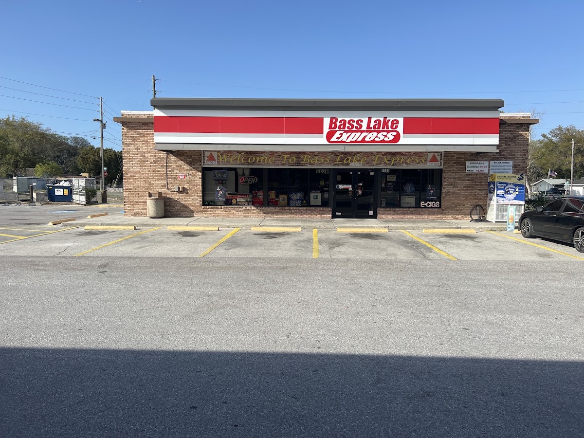 Bass Lake Express storefront